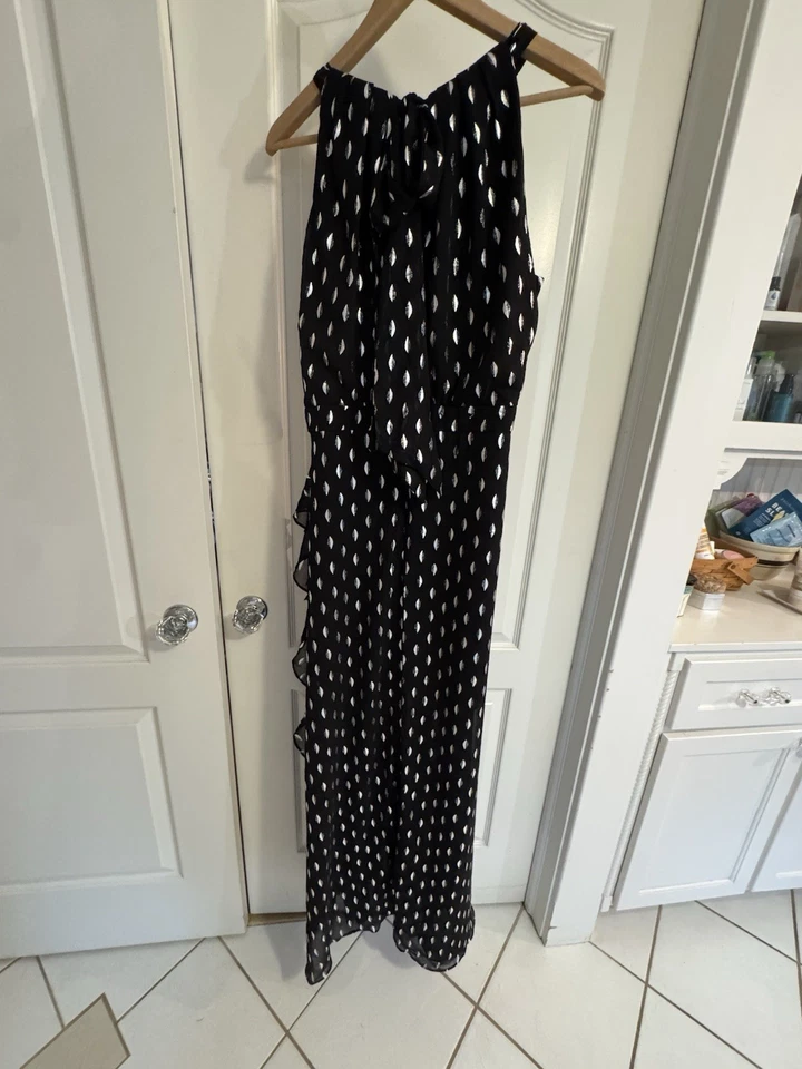 Nuevo con etiquetas Vestido Bloomingdale's Aqua Formal Talla 16 Negro Plateado En Capas Foto 2 de 4