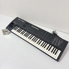 Yamaha V50 FM Synthesizer Workstation 61-Key Keyboard w/ FDD Tested from japan