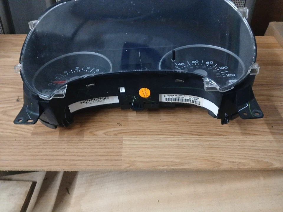 Cuadro de instrumentos velocímetro Ford Explorer 2006-2010 Foto 2 de 4