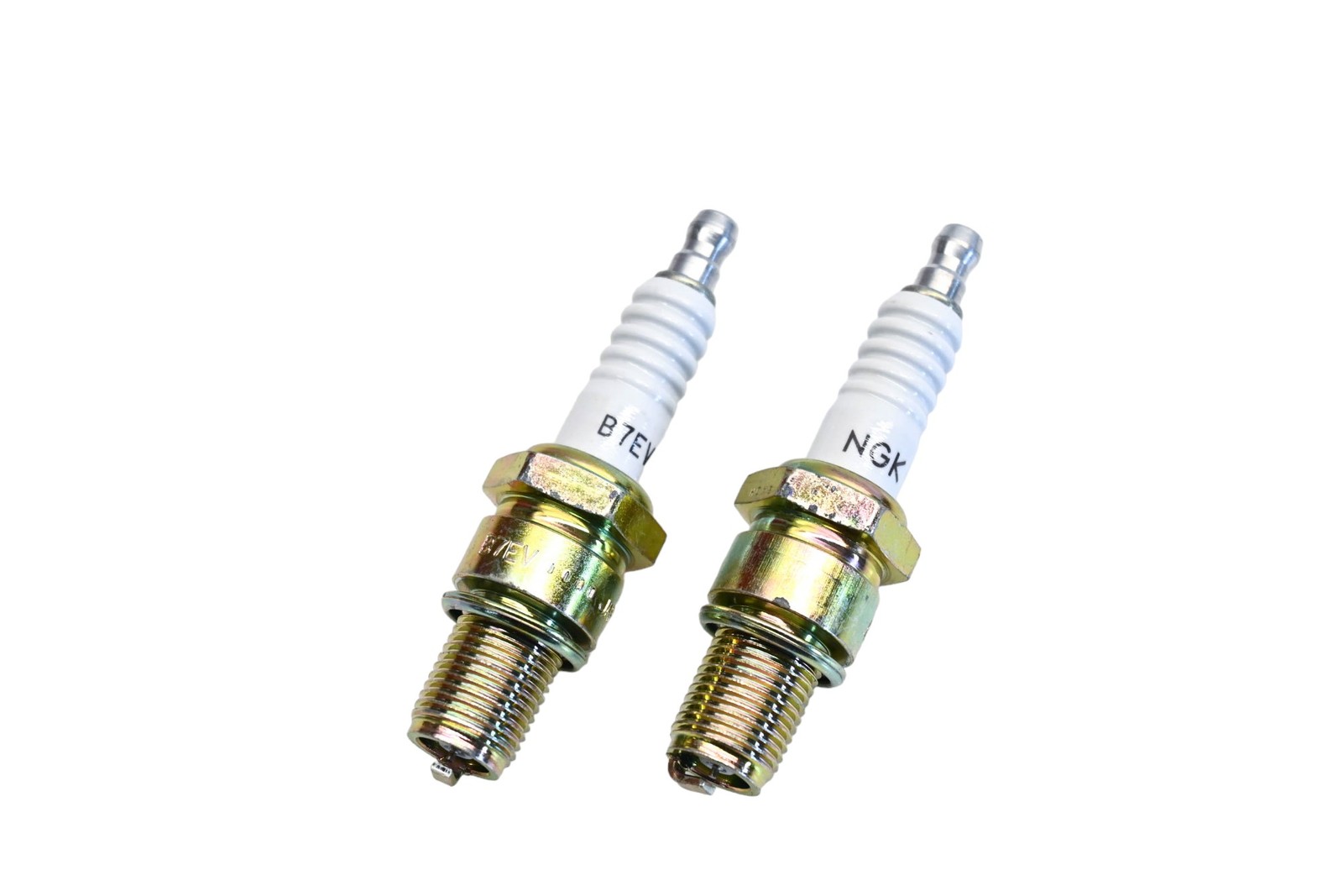 Beck/Arnley NGK Spark Plugs Qty 2 NOS