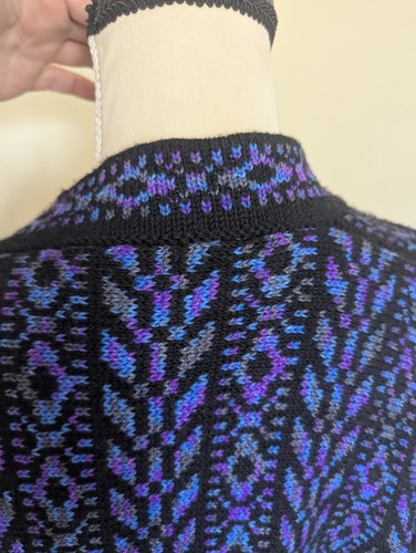 Vintage Handmade Knit Cardigan Jacket Fairisle Blue/Purple Fits Up To UK 22 - Picture 3 of 11