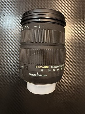 Sigma 18-200mm f/3.5-6.3 DC OS HSM Objektiv ungeprüft APS-C