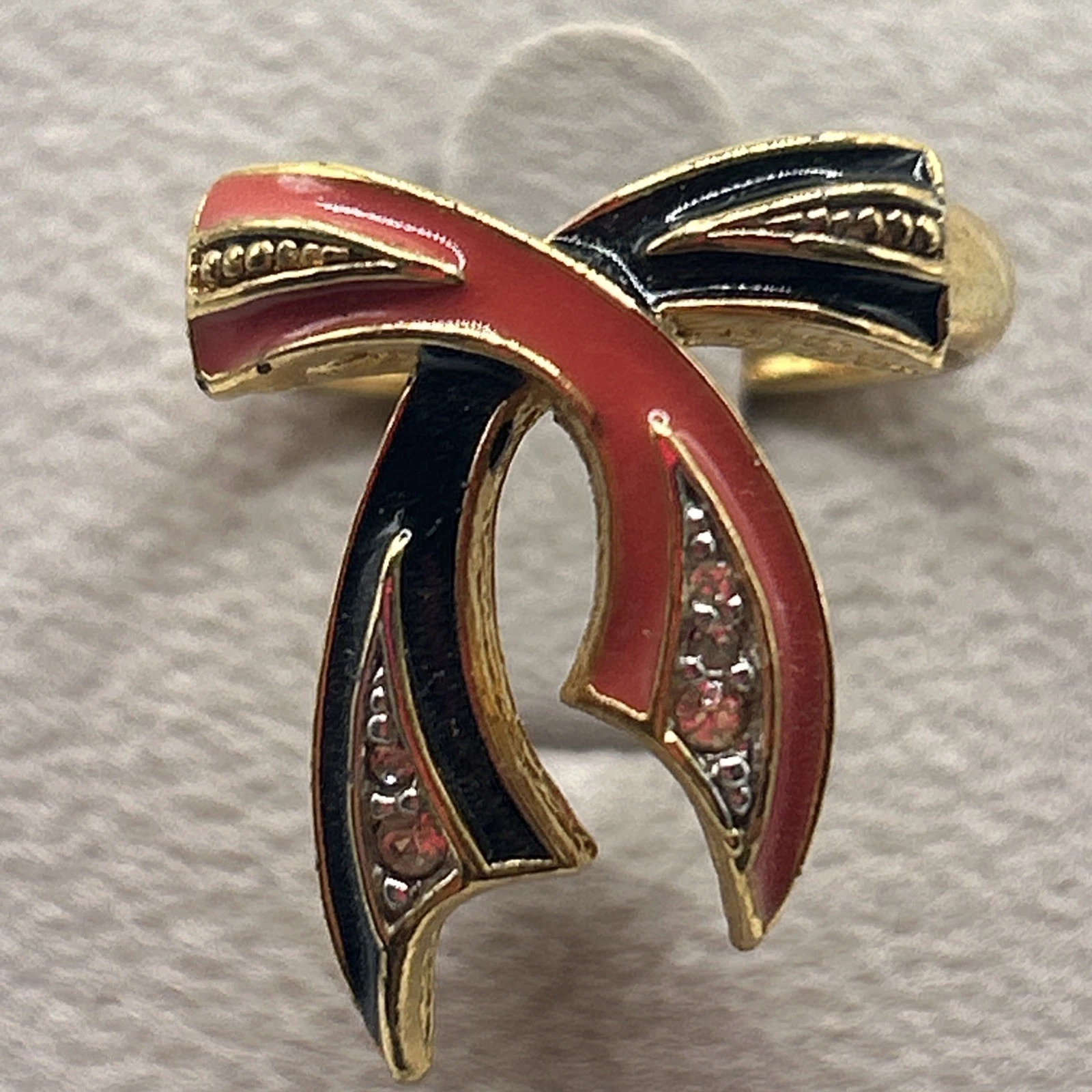 Bague vintage fantaisie  Doré  Orange et Noir Avec Strass Blanc . Taille 55