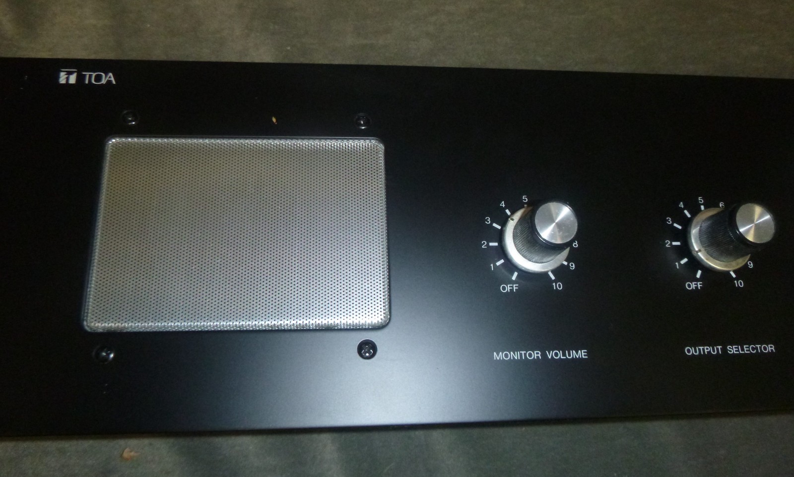 TOA MP-032B Rack mount audio monitor