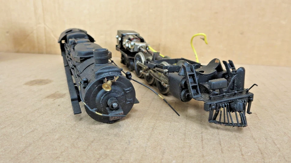 Tenshodo 139 4-6-4 Hudson Brass Locomotive Parts is Parts AS-IS HO - Image 3 of 4