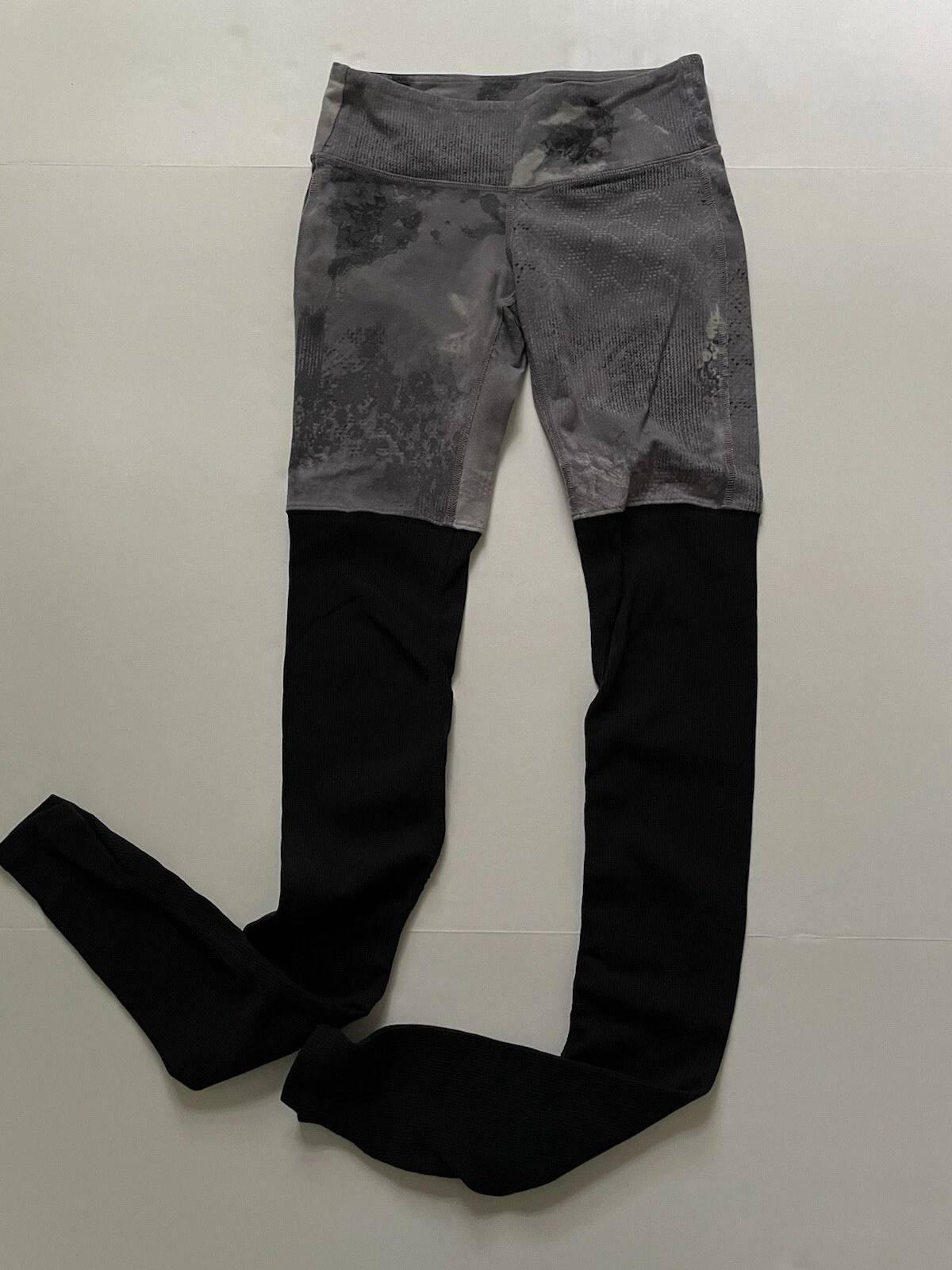 alo-yoga goddess abstract ribbed airbrush leggings