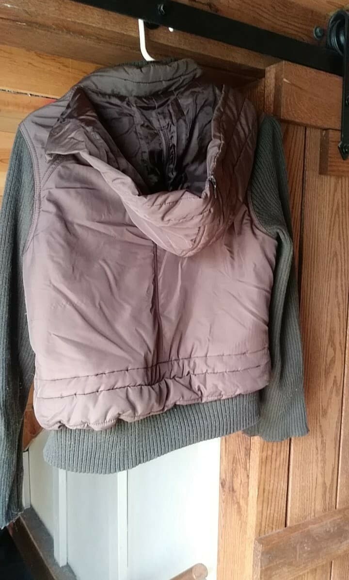 Spring/Fall Puffy Jacket with Sweater Sleeves wit… - image 2