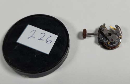 Timex M226 Movement New Old Stock NOS 226 SW - Quartz - Picture 3 of 4