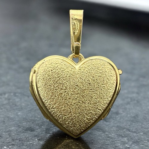 Floral Heart Locket - 9ct Yellow Gold Plated - 21mm - Picture 2 of 23