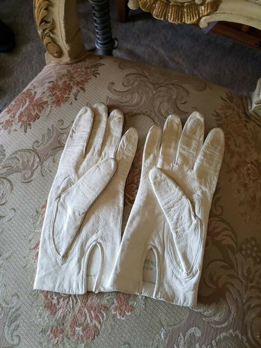 Vintage Kidskin French Silk-Lined Trefousse Leather Gloves 1930s - Picture 2 of 7