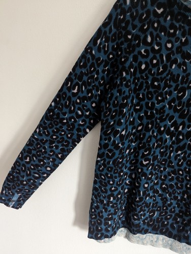 Woolovers Size S Blue Leopard Print Jumper Long Sleeve Knit Cotton Wool Blend - Picture 3 of 7