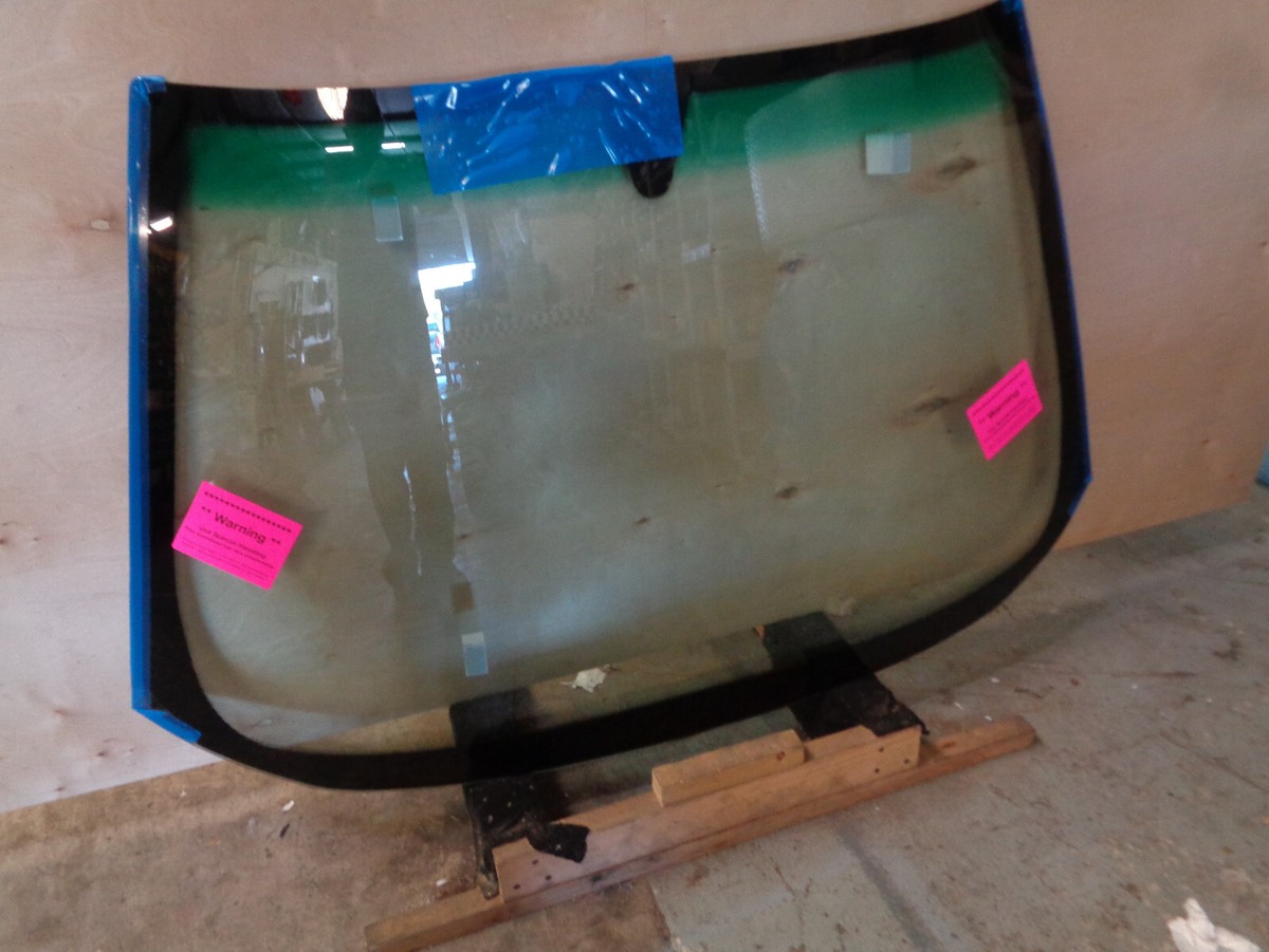 Lamborghini Murcielago COUPE Front Windshield / Glass -NEW