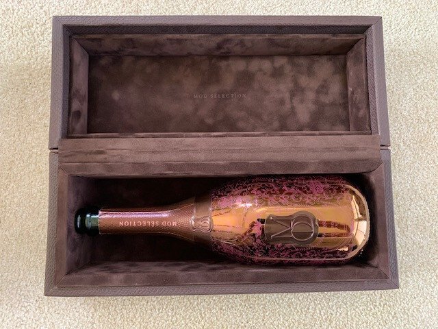 Mod Sélection Rosé new unopened with box MOD SÉLECTION ROSÉ CHAMPAGNE by Drake, Display/Gift Box with 750ml