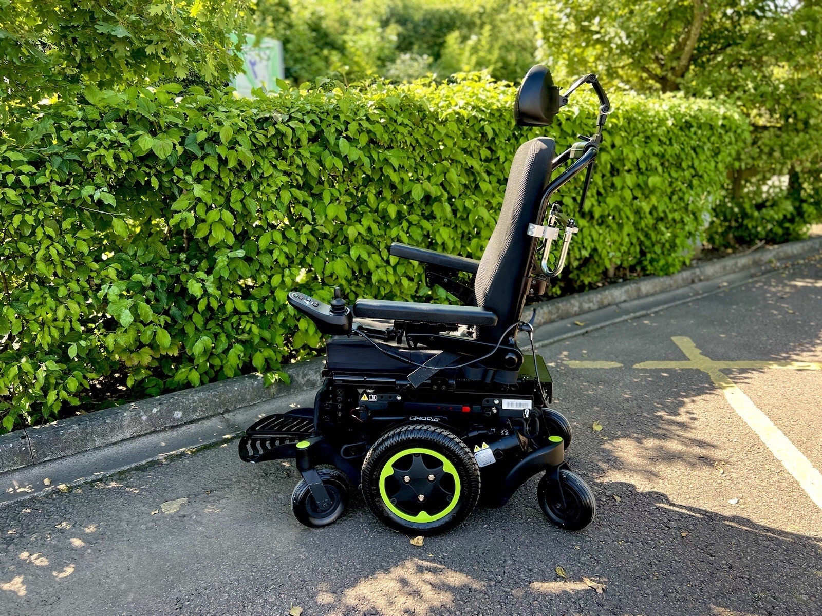 QUICKIE Q400M MINI 6MPH ELECTRIC RISE TILT MOBILITY POWERCHAIR