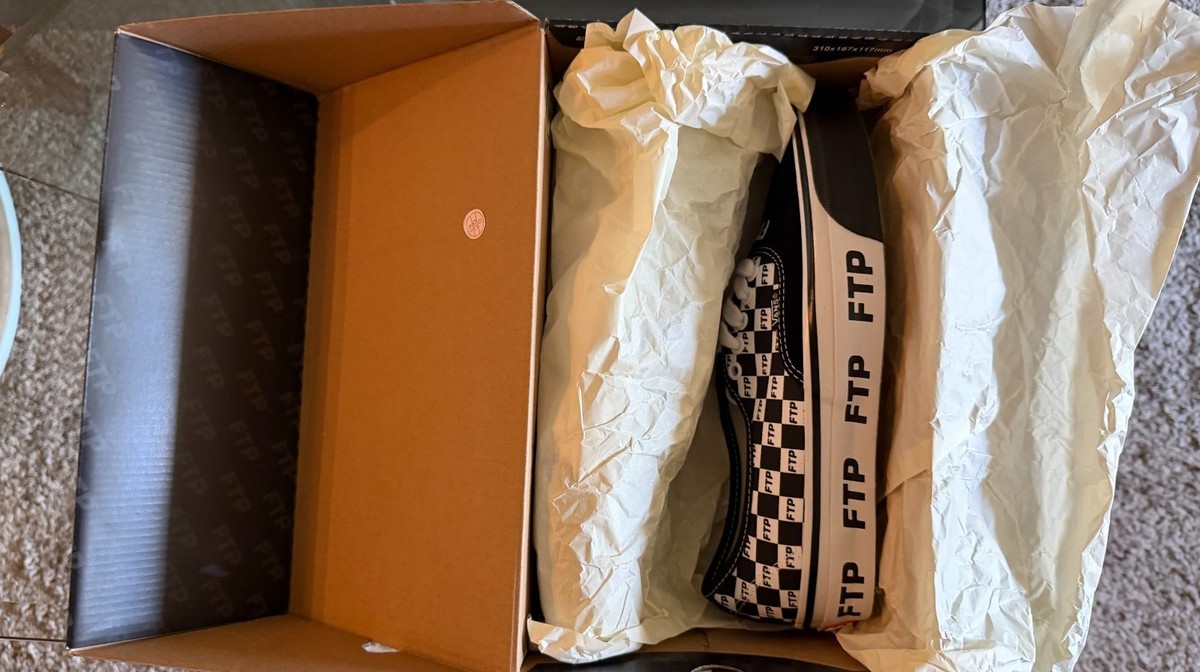 **NEW RARE** VANS AUTHENTIC 44 FTP CHECKERBOARD VAULT VN000EEUBLK 9 WHITE BLACK Vans LX Authentic 44 | Checkerboard Asphalt | Canoe Club main image 3