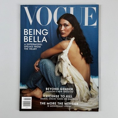 女性情報誌 Vogue UK Magazine April 2022 Anya Taylor-Joy UK Vogue April 2022 - theFashionSpot