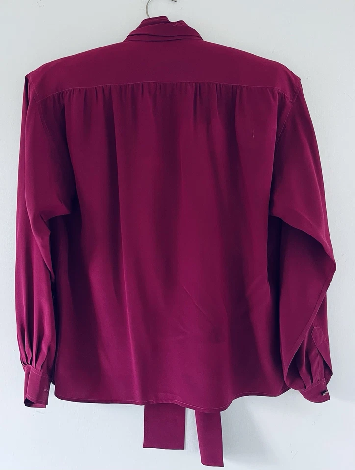 Blusa vintage Yves Saint Laurent años 60 seda con lazo en el coño Foto 3 de 4