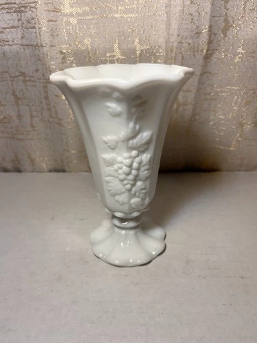 Vintage Westmoreland White Milk Glass Paneled Grape Vase with Petal Foot 6”