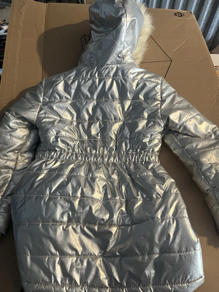 CHAQUETA ACOLCHADA OFICIAL DISNEY FROZEN ELSA CREMALLERA COMPLETA PLATEADA - TALLA 5/6 Foto 4 de 4