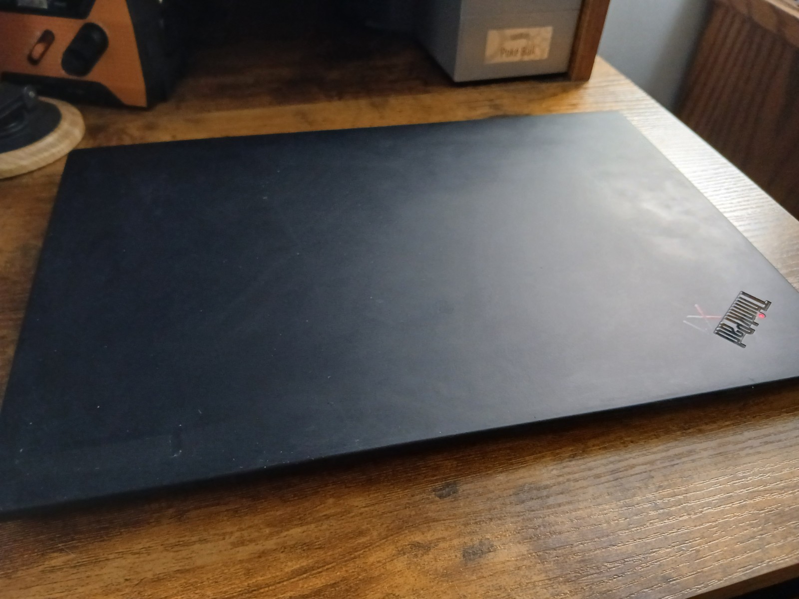 Lenovo ThinkPad X1 Carbon 8th Gen, 14-Inch Laptop, with Intel Core i5 10th Gen., Linux