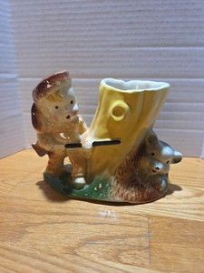 American Bisque Davy Crockett & Bear Pottery Planter Pot Vase Mint 