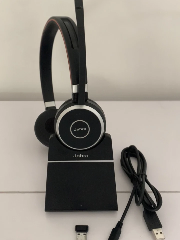 Jabra Evolve 65 MS Stereo with Charging Stand **Inc VAT & 12m Warranty** - Image 4 of 4