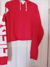 New look cropped red hoodie size large Hardly worn.