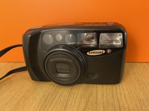Samsung AF Zoom 800 35mm Film Camera Point & Shoot Collectable Street Lomo Retro