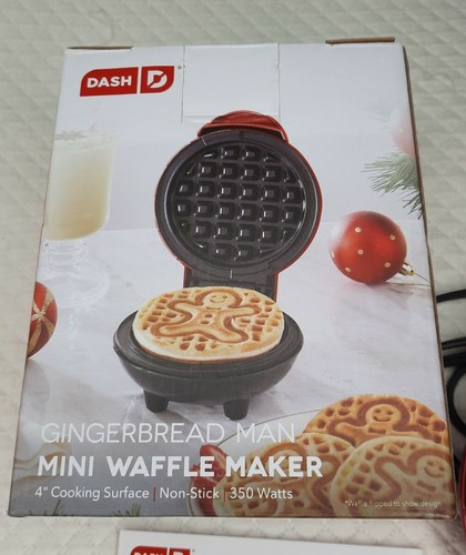 dash mini waffle maker gingerbread