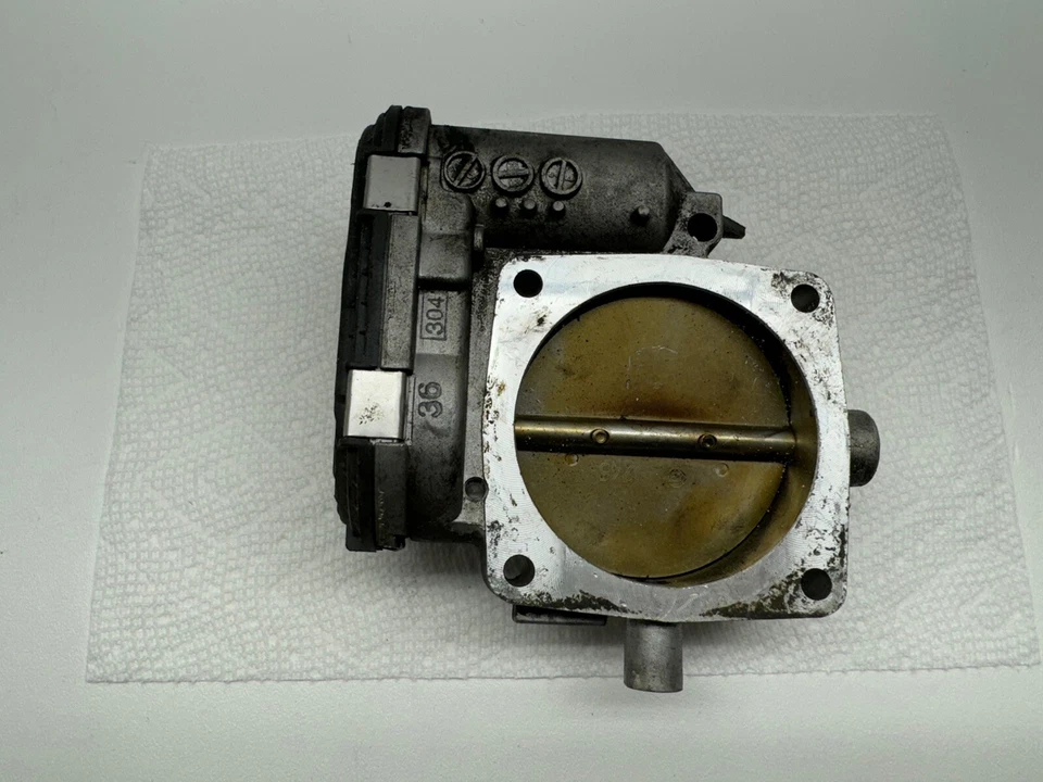 Carrocería de acelerador genuina barata para Mercedes-Benz C300 3,0 L 2008-2012 G500 2002-2008 Foto 3 de 4