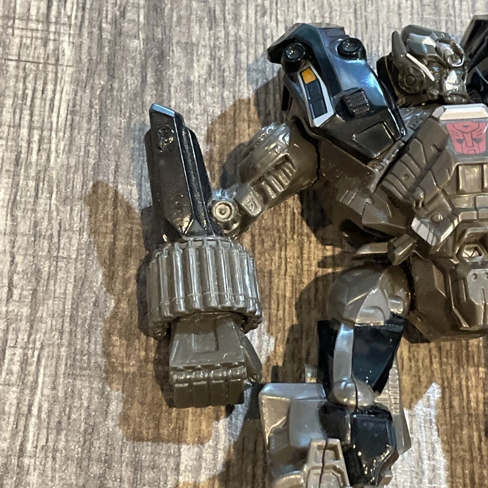 2011 Hasbro Transformers Dark of the Moon Ironhide Figure 6" - Image 2 of 4