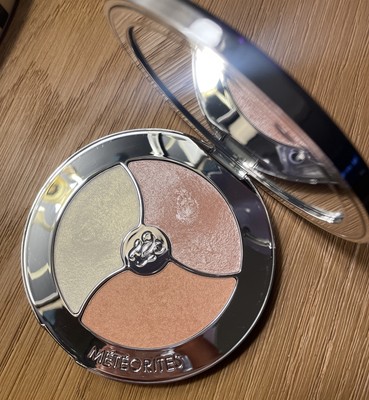 Guerlain Meteorites Pearl Dust Face & Eye Highlighting Palette Highlighter Trio