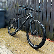Forme 27.5in Medium Aluminium Mountain Bike Black RockShox Hydraulic Disc