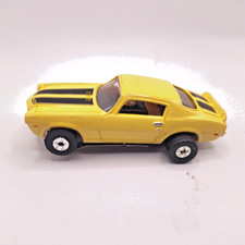 THUNDERJET 500 Cream 71 Chevy Camaro HO Slot Car JOHNNY LIGHTNING