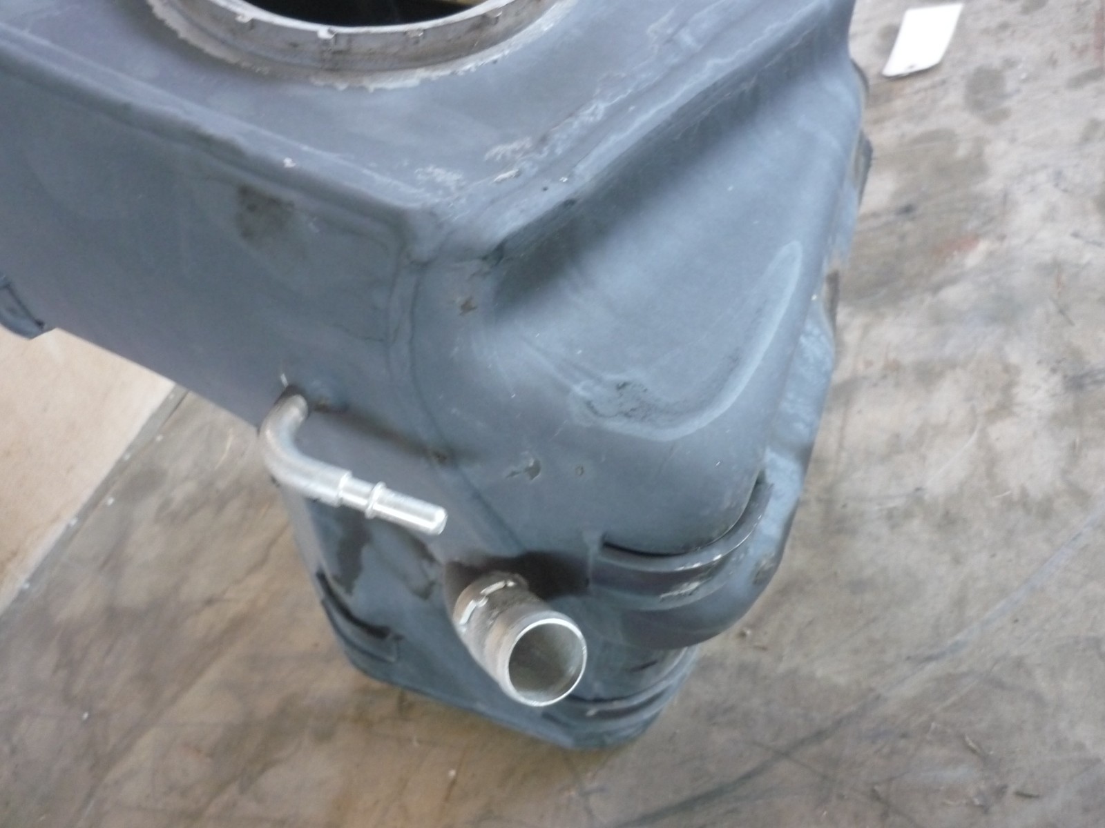 Ferrari 458 Italia RH Fuel Tank -P/N 257456