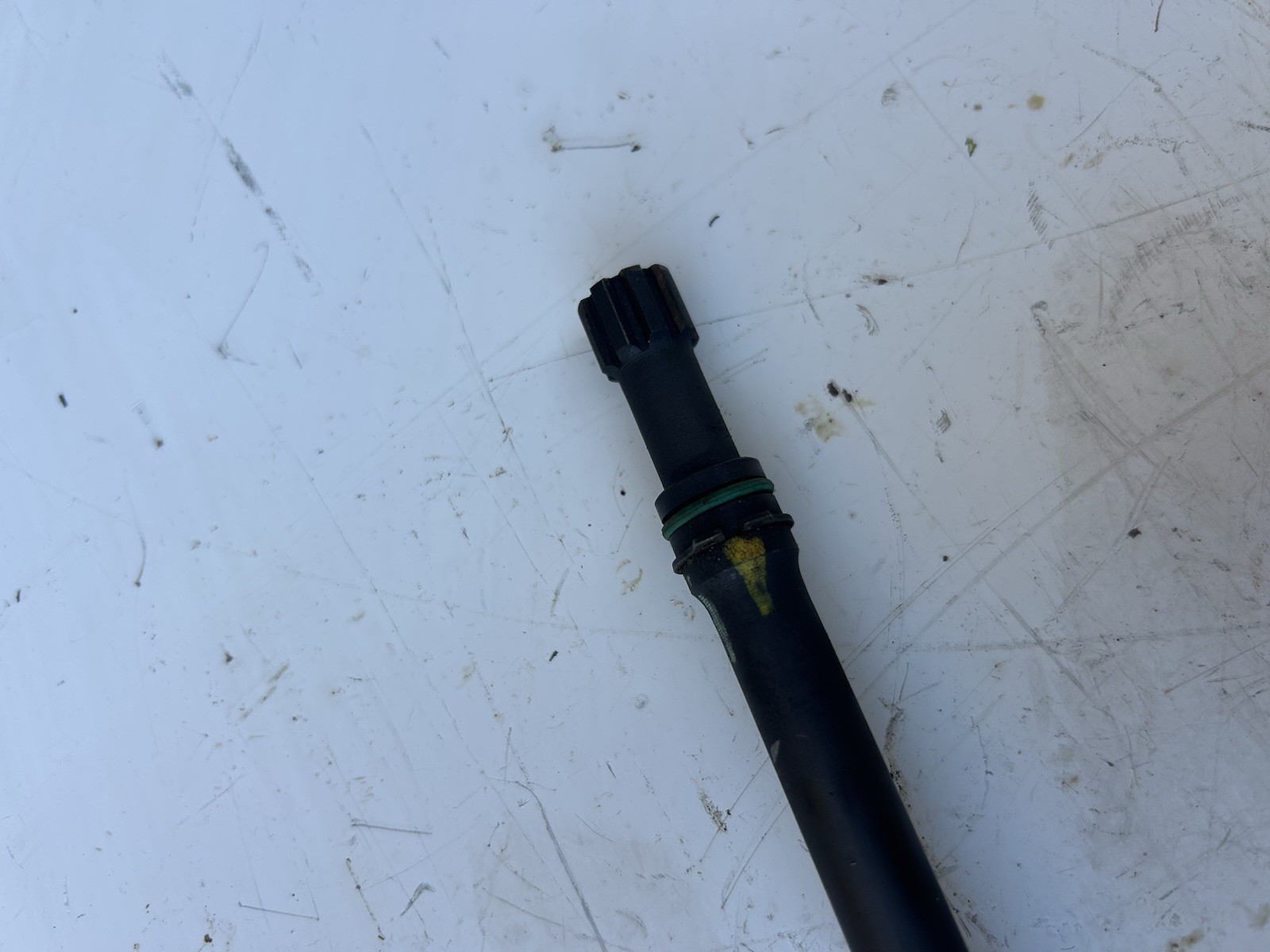 LAMBORGHINI AVENTADOR WATER PUMP SHAFT LINE OEM 07M115120E