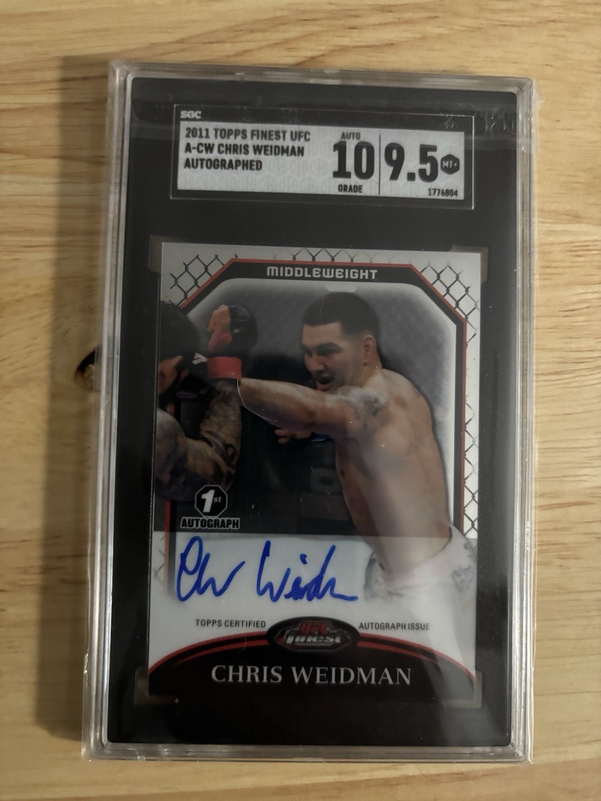 2011 Topps Finest UFC Chris Weidman Auto