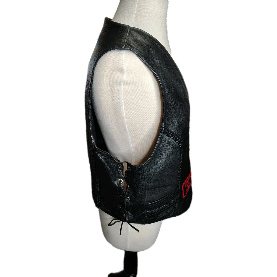 Женский мотоциклетный жилет First Classics Leather Gear 2X черный на пуговицах/шнурах. - Изображение 4 из 4