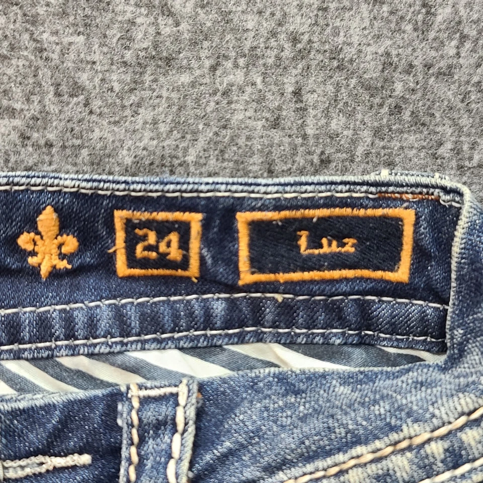 Pantalones Cortos Rock Revival Para Mujer 24 Inserciones Fácil Novio Cuero Embellecido Vaquera Foto 3 de 4