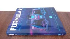 			Formula E Manual: Racing For The Future. Behind-the-scenes insigh		