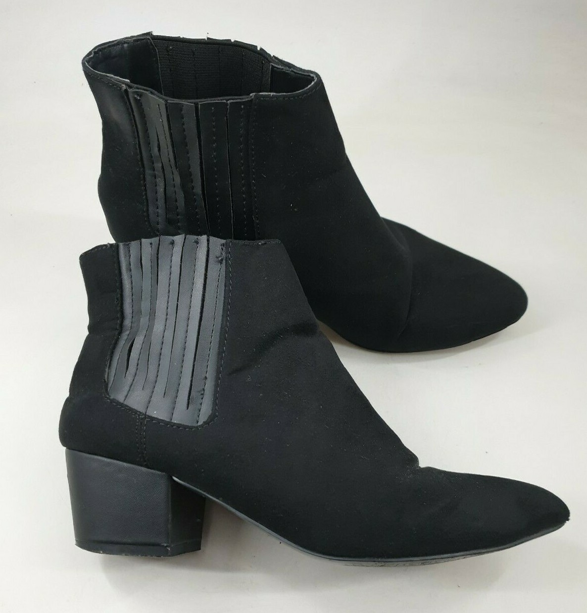 Dorothy Perkins size 5 black faux suede 