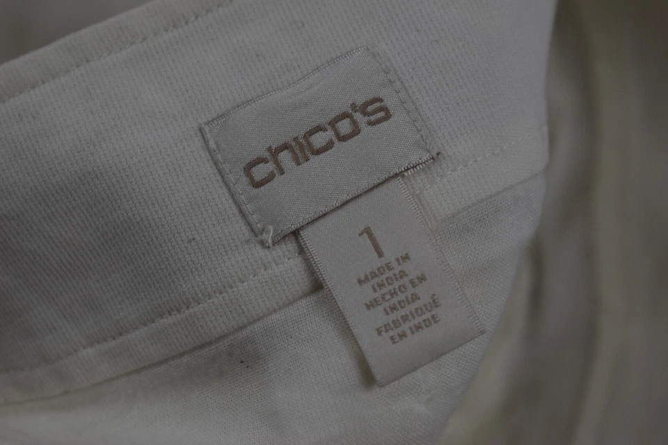 Chico's Sz 1 M/8 Open Front Beaded Jacket Lined Blazer Embellished Lace Sequins - Image 4 of 4