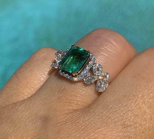 3.08 Ct Emerald Cut Natural Emerald & Diamond Anniversary Ring 14k White Gold 8 - Picture 3 of 9