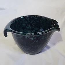 Vintage BENNINGTON POTTERY Black & Green Agate Batter Bowl with Handle, Spout