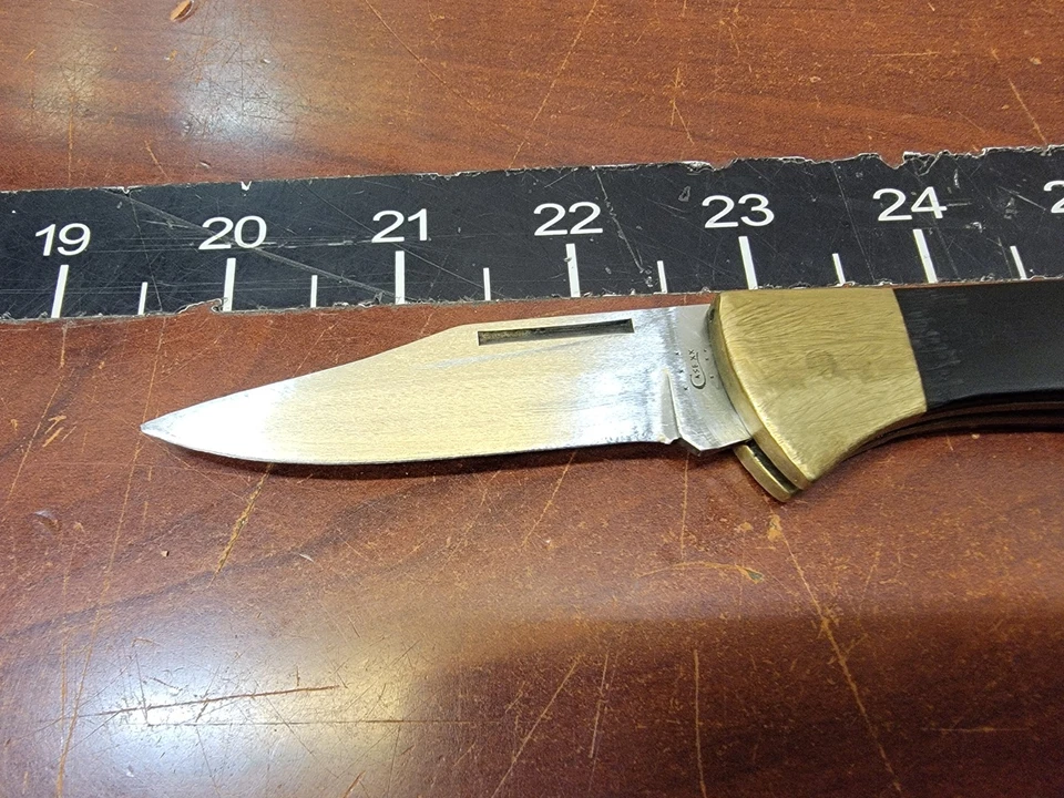 Navaja de bolsillo Case XX USA 58L SS plegable con cierre trasero con estuche de cuero. Foto 4 de 4