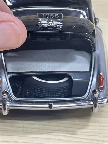 FRANKLIN MINT 1:24 SCALE 1955 ROLLS ROYCE SILVER CLOUD I Cond Issues.Please Read - Picture 21 of 24