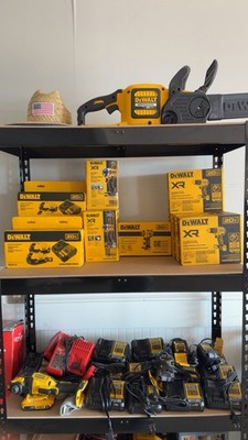 DeWalt DCF911B 20V MAX* 1/2'' Impact Wrench with Hog Ring Anvil (Tool Only)