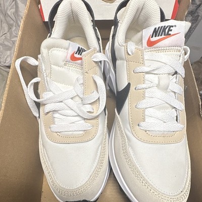 Nike Waffle One Women s Sneaker US 6 Low Top Lace-Up White Beige Black