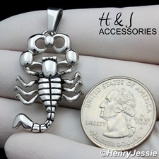 MEN Stainless Steel Silver/Black Plated 3D Scorpion Charm Pendant P97