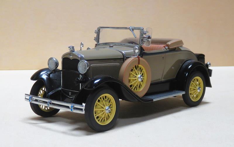 1/24 1931 フォード・モデル-A ロードスター Franklin Mint 1931 Ford Model A Roadster Diecast 1:24 Scale